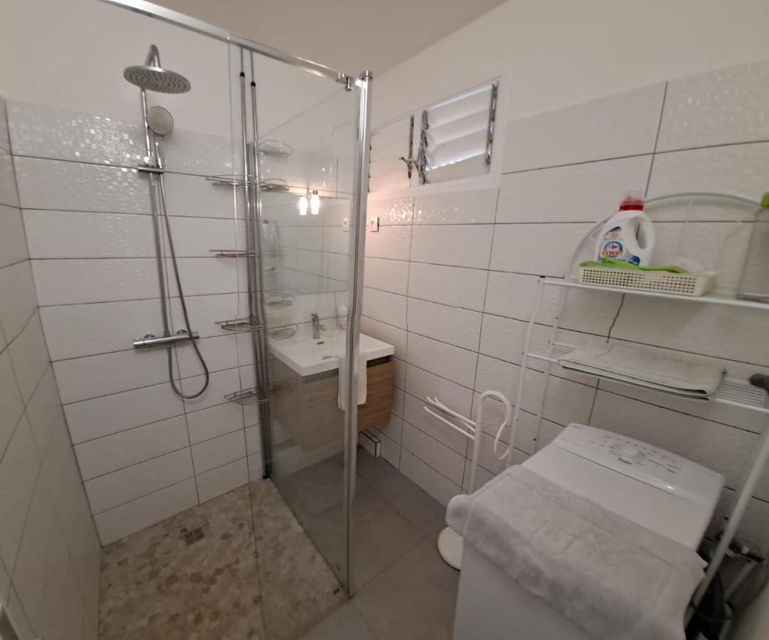 Vue Mer, Piscine, Appartement 4 Personnes Le Gosier  Eksteriør billede